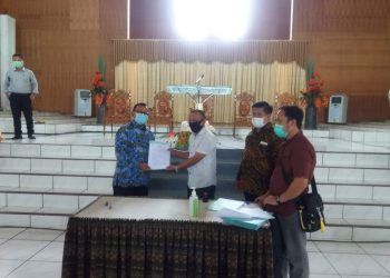 Penyerahan Berita Acara Beasiswa KIP Kuliah & UKT 2020 Bertempat di Universitas Klabat