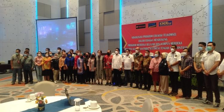Sosialisasi Program Edukasi Telkomsel Dalam Rangka Mendukung Program Merdeka Belajar Dan Kampus Merdeka Bagi PTS , Sulawesi Utara, Sulawesi Tengah, & Gorontalo
