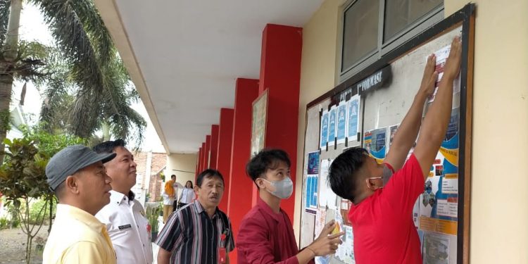 Giat Sosialisasi dan Pemasangan Spanduk Pendaftaran MABA T.A 2022/2023, Rabu 23 Maret 2022