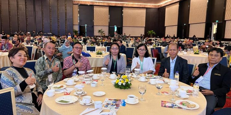 Kegiatan Aliansi Penyelenggara Perguruan Tinggi (APERTI) di Denpasar Bali Tahun 2022.