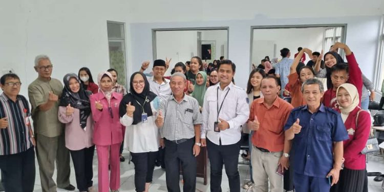 Kuliah Umum Demgan Tema ” General Banking Memahami Bisnis Bank”