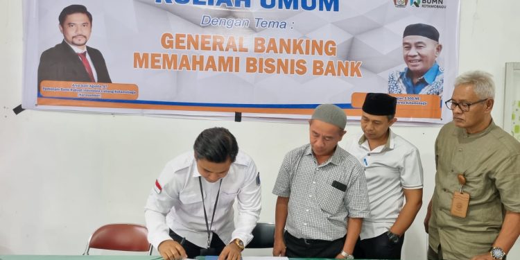 Kuliah Umum Demgan Tema ” General Banking Memahami Bisnis Bank”